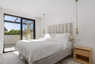 Detached Villa in Nueva Andalucía