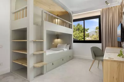 Detached Villa in Nueva Andalucía