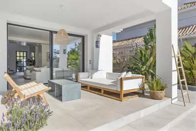 Detached Villa in Nueva Andalucía