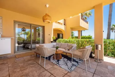 Ground Floor Apartment in El Paraiso