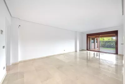 Ground Floor Apartment in Casares Playa