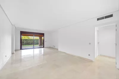 Ground Floor Apartment in Casares Playa