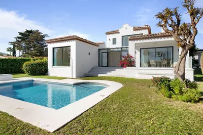 Detached Villa in Elviria