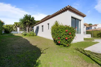 Detached Villa in Elviria