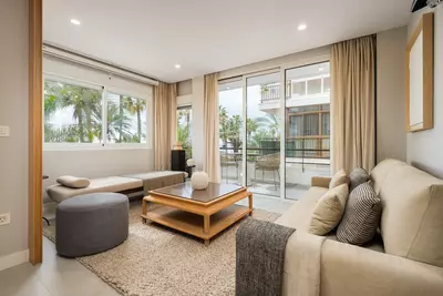 Middle Floor Apartment in Estepona
