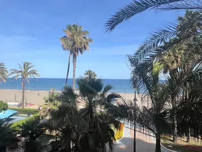 Middle Floor Apartment in Estepona