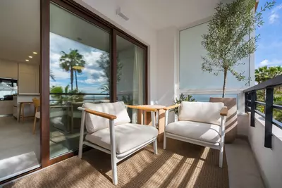 Middle Floor Apartment in Estepona