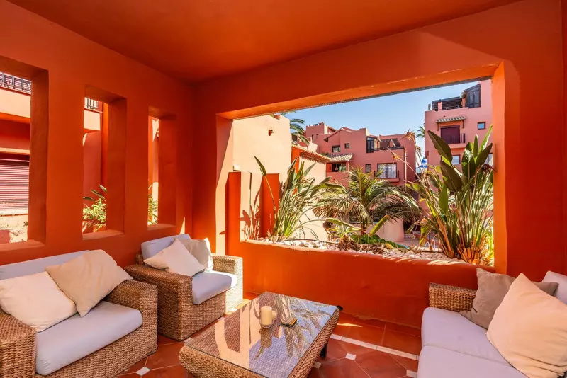 Middle Floor Apartment in Elviria