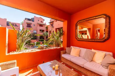 Middle Floor Apartment in Elviria