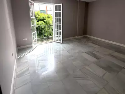 Middle Floor Apartment in Marbella