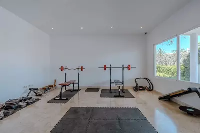 Top Floor Apartment in Selwo