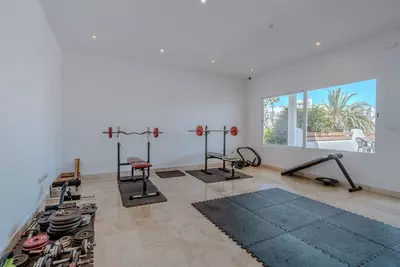 Top Floor Apartment in Selwo