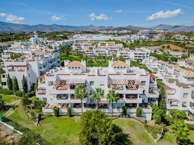 Top Floor Apartment in Selwo