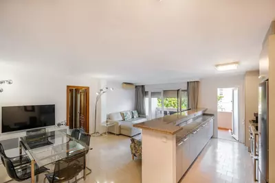 Middle Floor Apartment in Nueva Andalucía