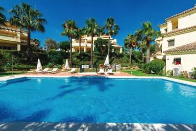 Middle Floor Apartment in Casares Playa