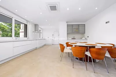 Middle Floor Apartment in Puerto Banús