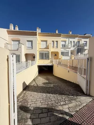 Townhouse in El Rosario