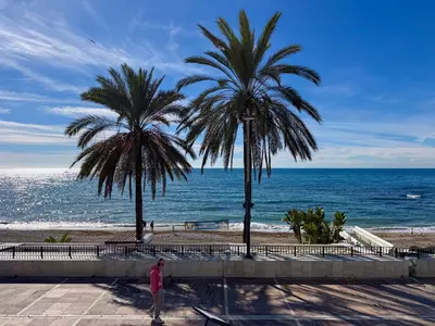 Middle Floor Apartment in Marbella