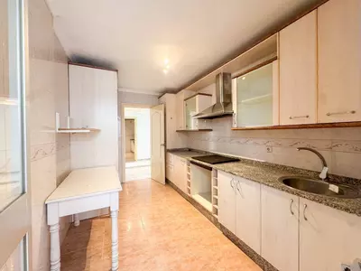 Middle Floor Apartment in Marbella
