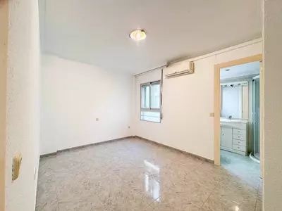 Middle Floor Apartment in Marbella