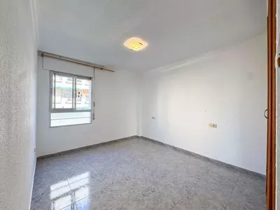 Middle Floor Apartment in Marbella