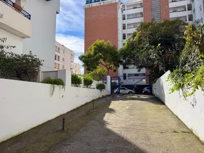 Middle Floor Apartment in Marbella