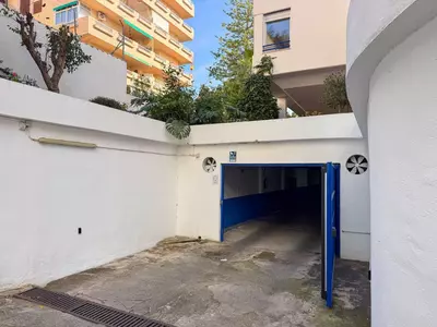 Middle Floor Apartment in Marbella