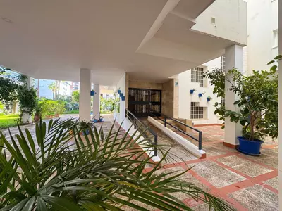 Middle Floor Apartment in Marbella
