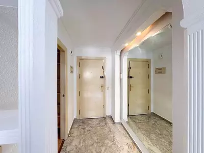 Middle Floor Apartment in Marbella
