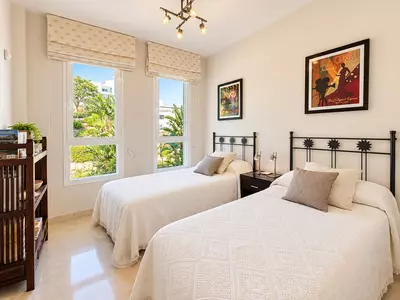 Middle Floor Apartment in Benahavís