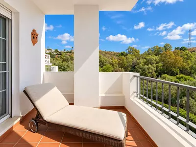 Middle Floor Apartment in Benahavís