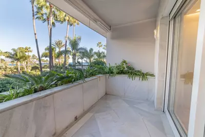 Middle Floor Apartment in Marbella