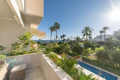 Middle Floor Apartment in Marbella