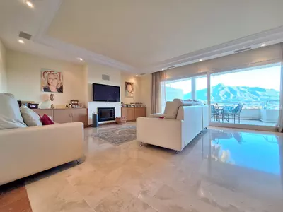 Penthouse Duplex in Nueva Andalucía