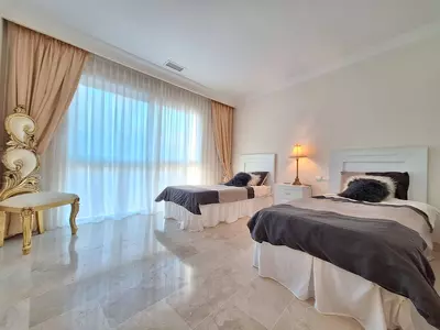 Penthouse Duplex in Nueva Andalucía