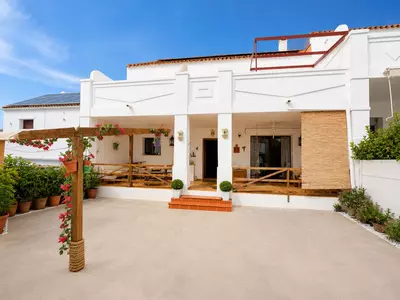 Semi-Detached House in Casares Playa