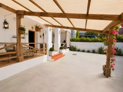Semi-Detached House in Casares Playa