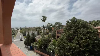 Middle Floor Apartment in Benahavís
