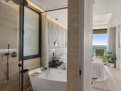 Middle Floor Apartment in Estepona