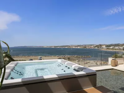 Middle Floor Apartment in Estepona