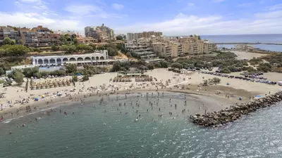Middle Floor Apartment in Estepona