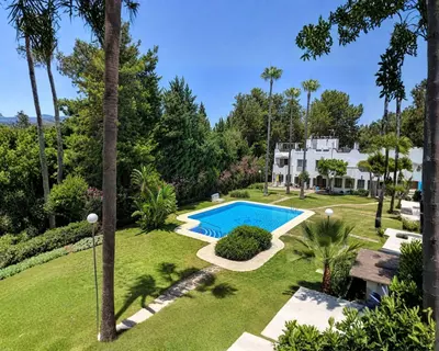 Townhouse in Nueva Andalucía