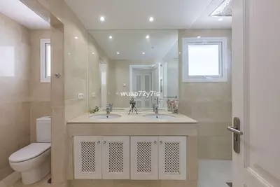 Ground Floor Apartment in Nueva Andalucía