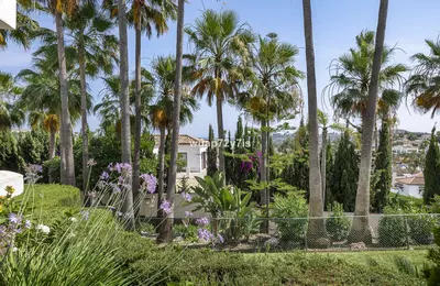 Ground Floor Apartment in Nueva Andalucía