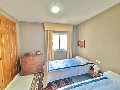 Middle Floor Apartment in Nueva Andalucía