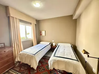 Middle Floor Apartment in Nueva Andalucía