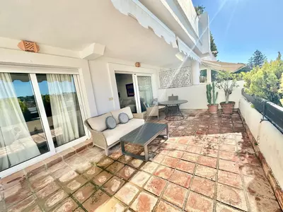 Middle Floor Apartment in Nueva Andalucía