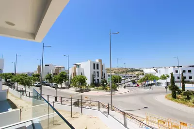 Middle Floor Apartment in Estepona