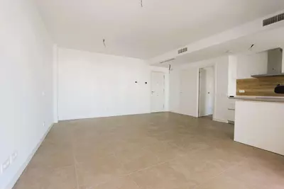Middle Floor Apartment in Estepona