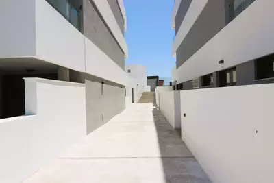 Middle Floor Apartment in Estepona